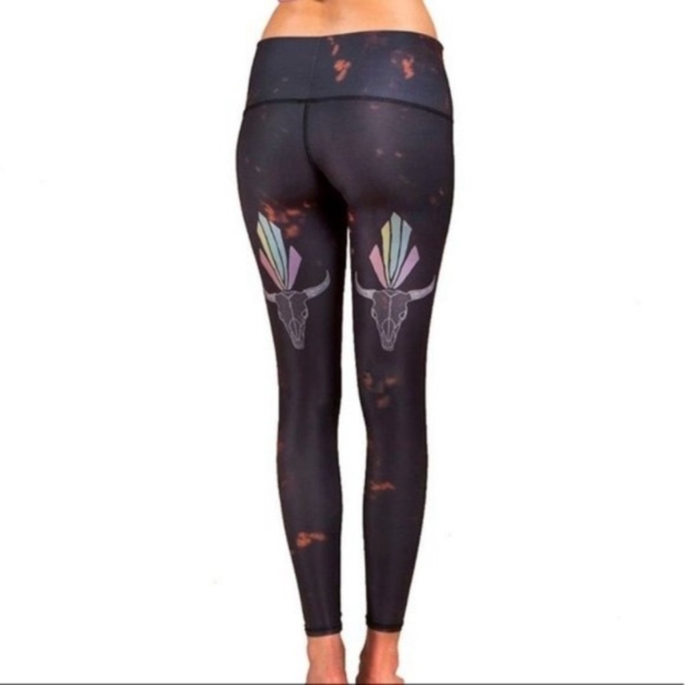 Teeki Leggings Buffalo Princess Black Hot Pant, Size Medium